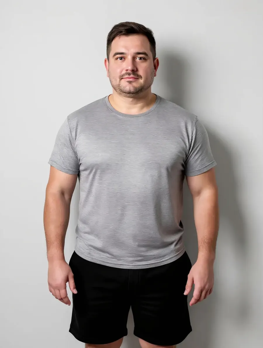 Tomek po 20 tygodniach coachingu, wyraźnie szczuplejsza sylwetka